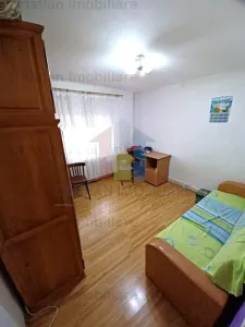 70mp  ETAJ 2 apart 3 cam conf 1 decomandat  Buzaului - foto 4