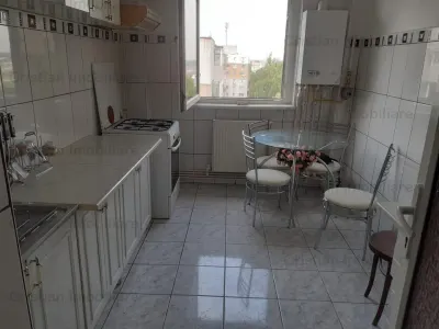 3 camere Mobilat si Utilat, Confort 1 Decomandat, zona Viziru 3 - foto 4
