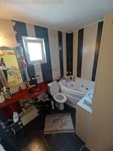 Casa Pretabila 2 familii, suprafata teren 290 mp, toate utilitatile, zona Centrala - foto 14