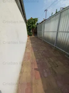 Casa Pretabila 2 familii, suprafata teren 290 mp, toate utilitatile, zona Centrala - foto 5
