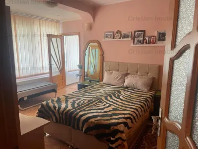 Parter 102mp SUPER SPATIOS 4 cam conf 1 Hipodrom  doua balcoane mobilat utilat - Braila
