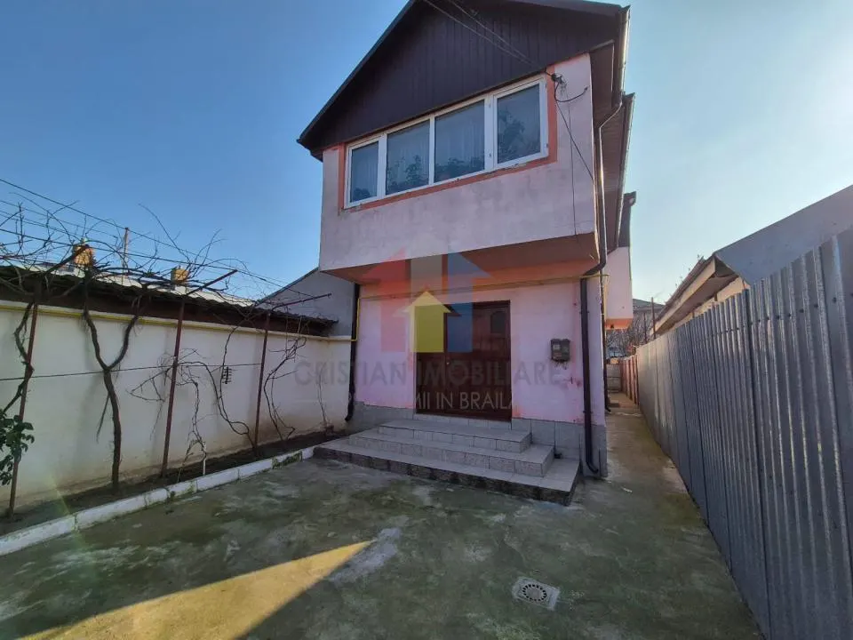 170mp utili Vila P+1+M Teren 200 mp 5 Cam caramida zona Sos.Focsani x Com.din Paris - foto 1