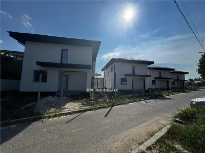 Vila 5 camere | Otopeni Ultracentral | Curte 350 mp | 0% Comision - Otopeni