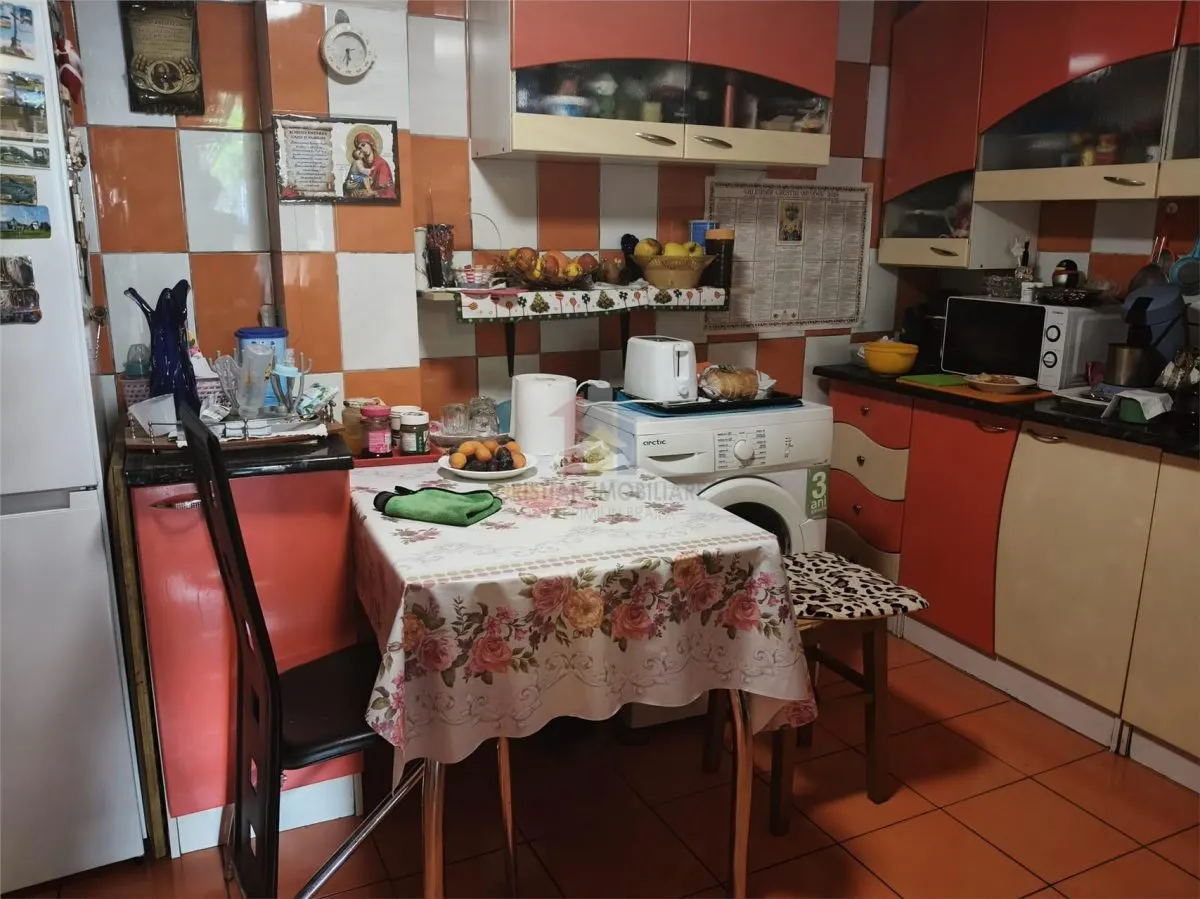 Casa 3 camere toate utilitatile Mobilata si Utilata zona Pta Saraca - foto 9