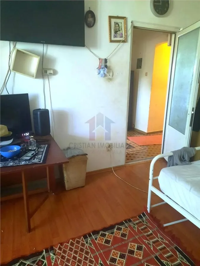 3 camere decomandat, 64 mp, etaj superior, Viziru 3 - foto 5