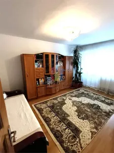 INTRETINUT! Ap 2 camere Decomandat etaj 4, zona Obor - Braila