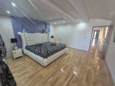 Vila, P+M Brailita, 3 camere, teren 271 mp, mobilata si utilata - foto 3