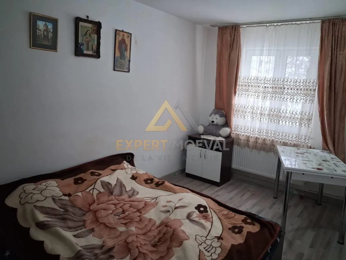 Apartament de vanzare  Str. Aleea Neptun cu 2 camere - foto 1
