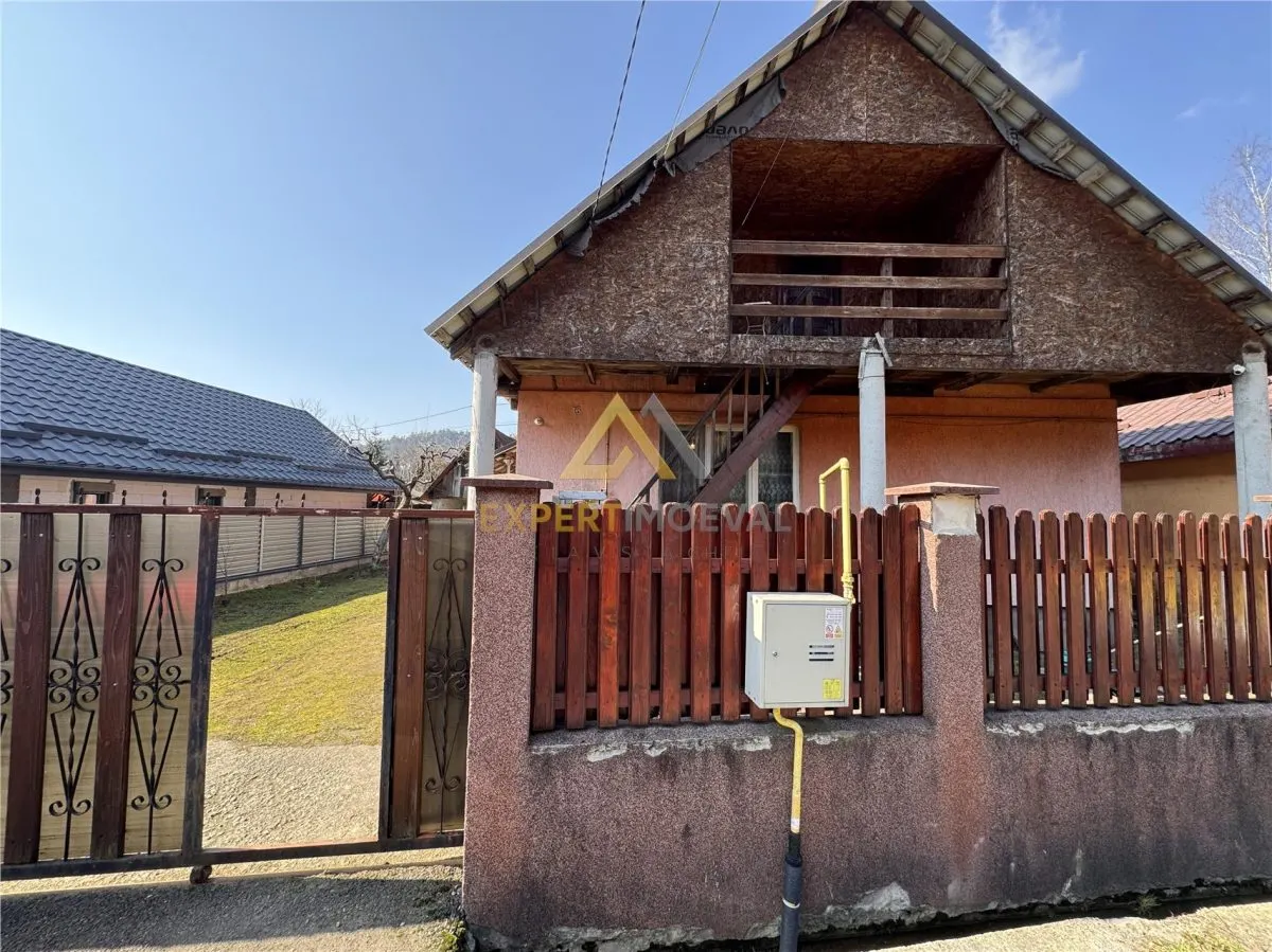 Casa Ferneziu - foto 1