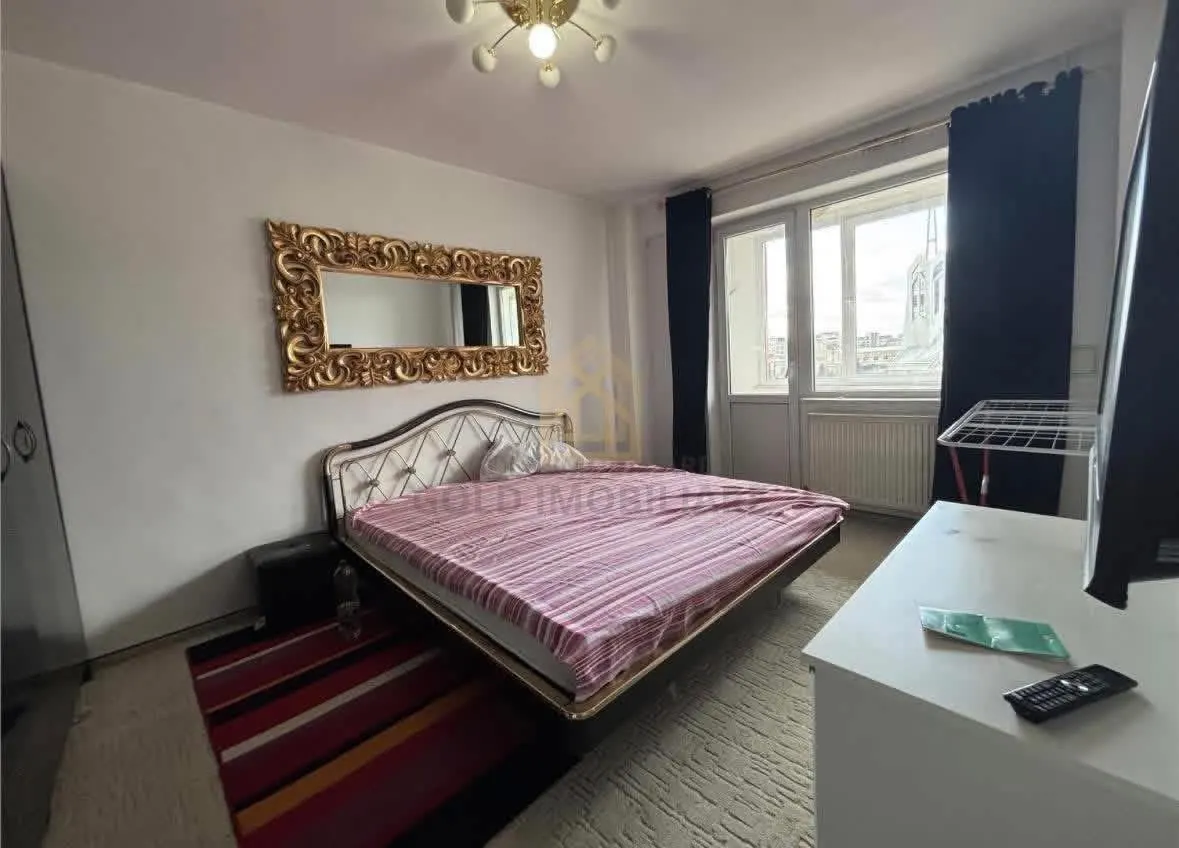 Apartament 4 camere de vanzare central - foto 2