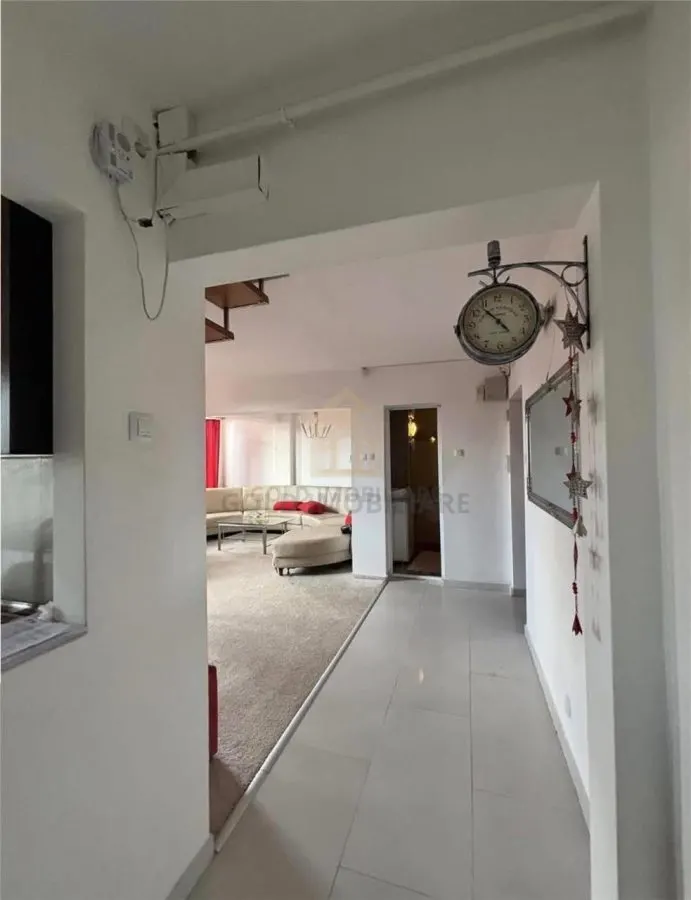 Apartament 4 camere de vanzare central - foto 3