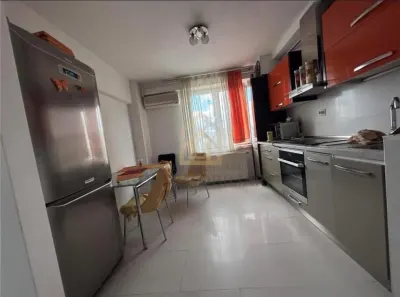 Apartament 4 camere de vanzare central - foto 4