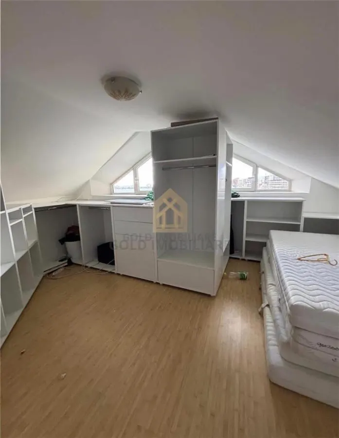 Apartament 4 camere de vanzare central - foto 6