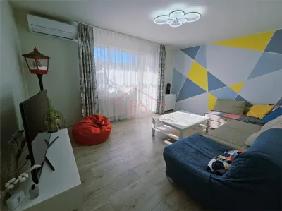 Apartament 4 camere, decomandat, zona foarte buna. Grigore Alexandrescu, Manastur, Cluj-Napoca - Cluj-Napoca