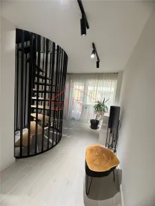 De vanzare apartament tip penthouse,   premium, 2 nivele . Strada Somesului din Floresti - Floresti