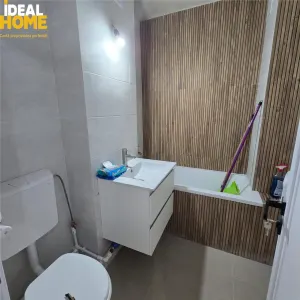 Apartament 2 camere Dec. 4din10 Renovat. Zimbru-Centru - foto 7