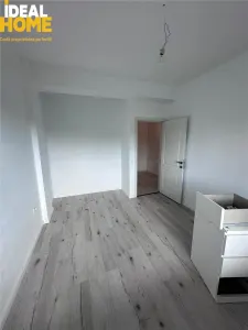 Apartament 3 Camere Cu Gradina Bucium - foto 6