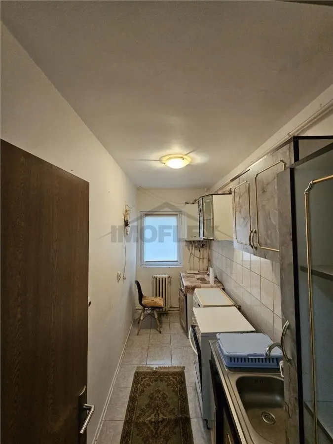 Garsoniera zona Metalurgiei - foto 4