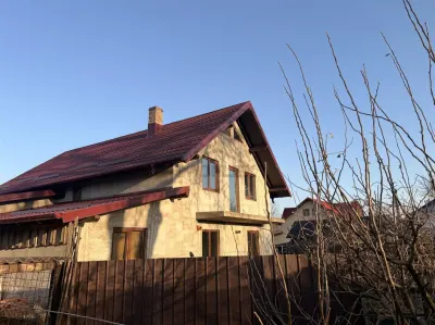 Vilă în Pătrăuți + 8400mp teren - foto 21