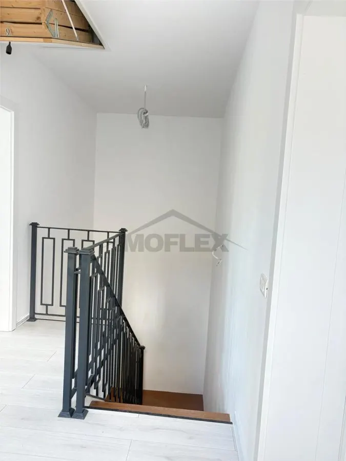 Casa modera cu 3 dormitoare - foto 8