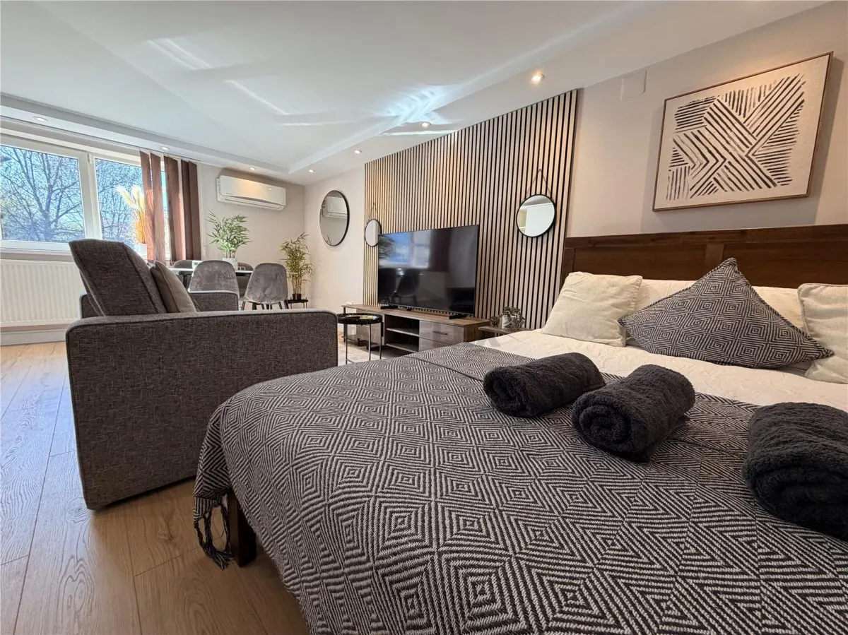 Apartament de vanzare in Marasesti - design premium - foto 3
