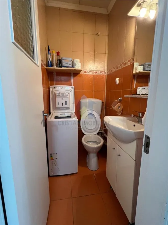 TOTUL NOU 3 camere zona Scolilor,etaj 2 - foto 8