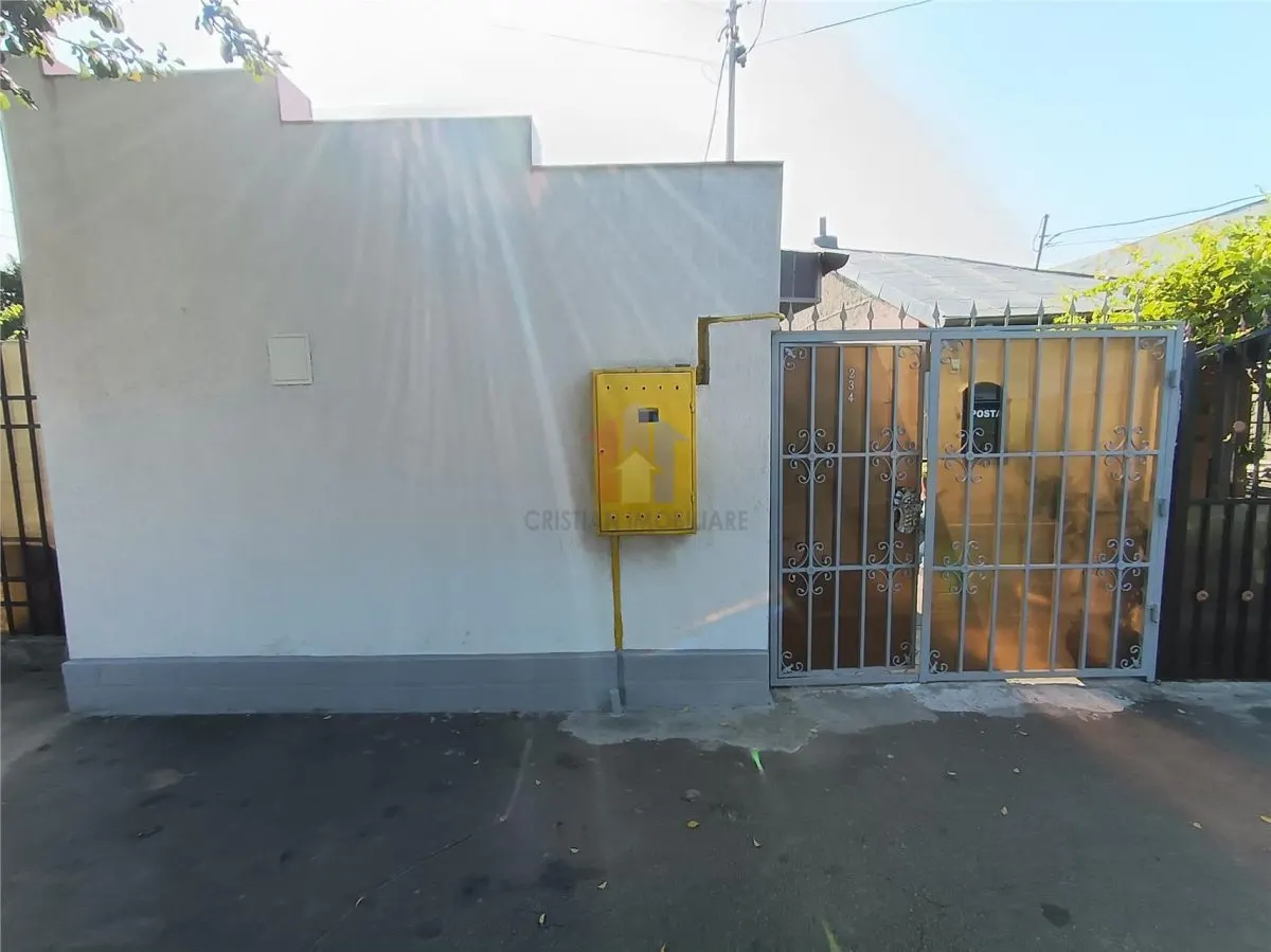 Casa, zona Chercea, constructie BOLTARI, anul 2000 - foto 11