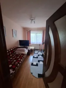 Apartament spatios 4 camere ,et 3 ,intretinut, Tractorul, 157000 Euro - foto 4