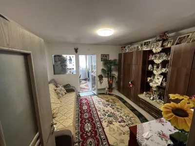Garsoniera Noua,etajul 1,64000 Euro - Brasov