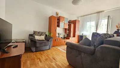 Apartament 3 camere  zona Judetean,  decomandat , mobilat-utilat,500 Euro - Brasov