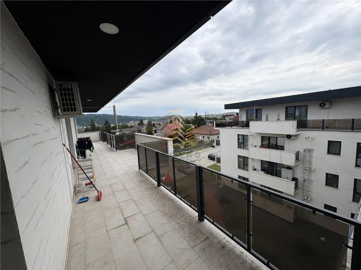 PENTHOUSE | STR TARPIULUI - foto 21