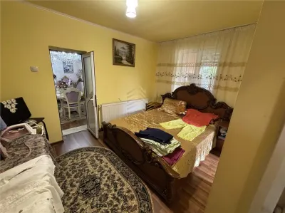 CASA ÎN LECHINTA - foto 12