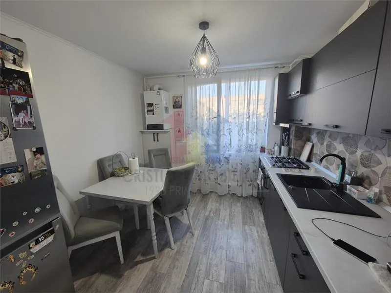 Vezi Video! MOBILAT si UTILAT! RENOVAT 2020! Ap 3 camere, ETAJ 3, zona Hipodrom - foto 2