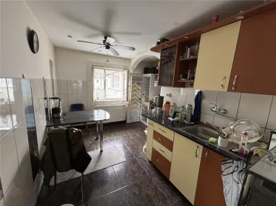 Apartament decomandat în Cr. Vivu - foto 12