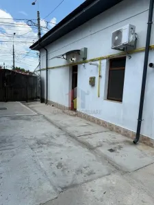 Casa centru  Pta. Mare Eremia Grigorescu 5 cam 104mp utili, teren 285 mp, LIBERA - Braila