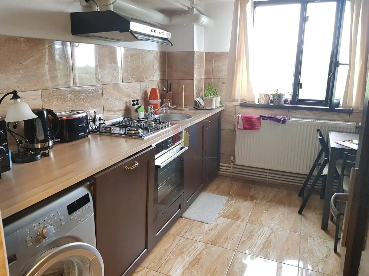 URGENT! Partial Mobilat - Utilat, 3 camere, 75 mp, Bariera,etaj 6 - foto 5