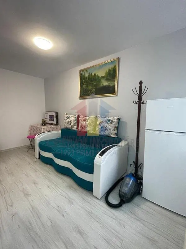 Garsoniera, Mobilata-utilata, Renovata, Hipodrom, Etaj 2 - foto 1