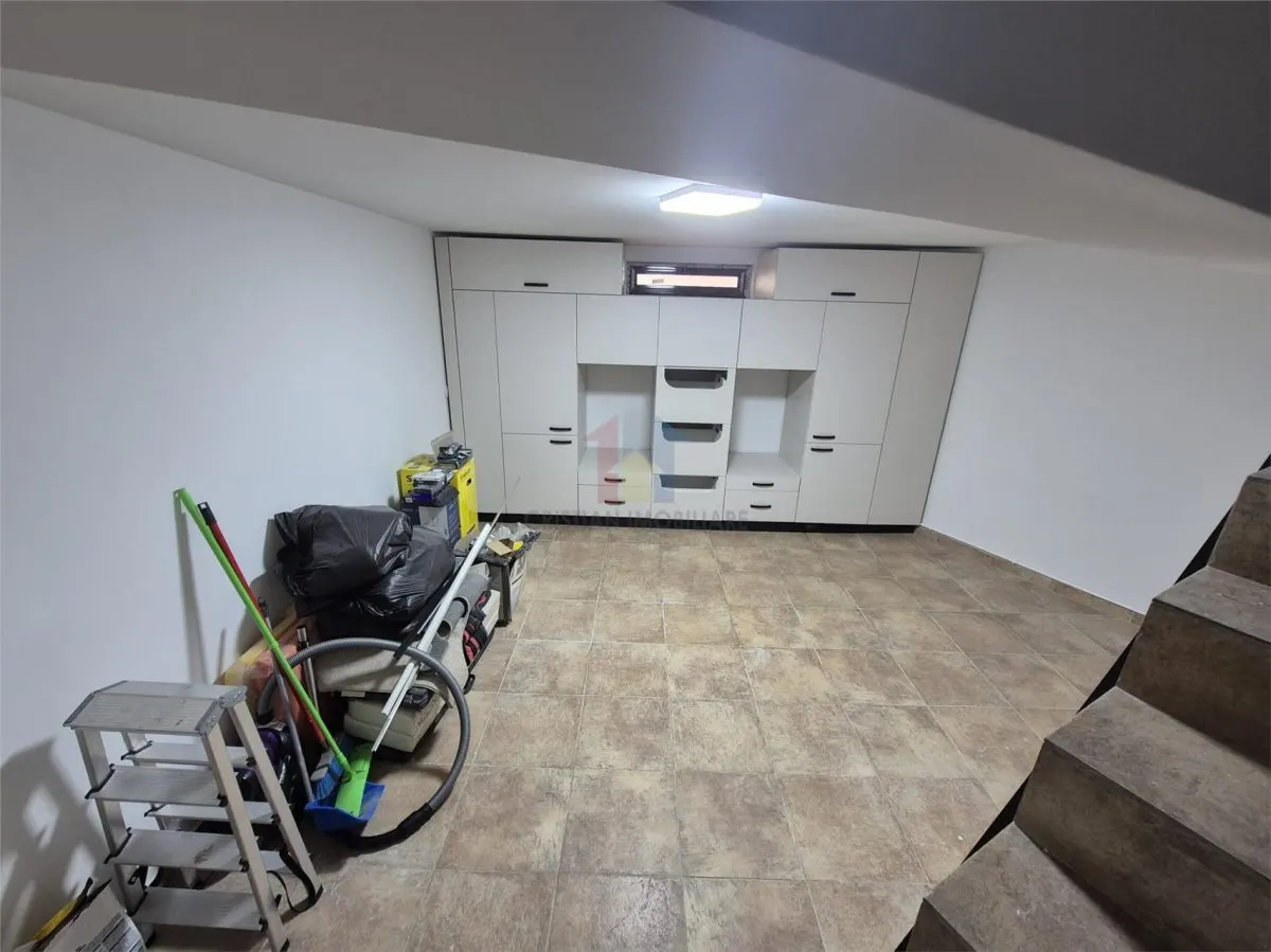 Vila P+1 ULTRAMODERNA zona Centrala, suprafata teren 350 mp - foto 10