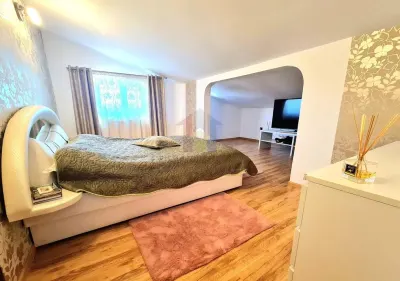 Chercea Pod Apollo Vila Superba  P+M  170mp utili, teren 300 mp - Braila