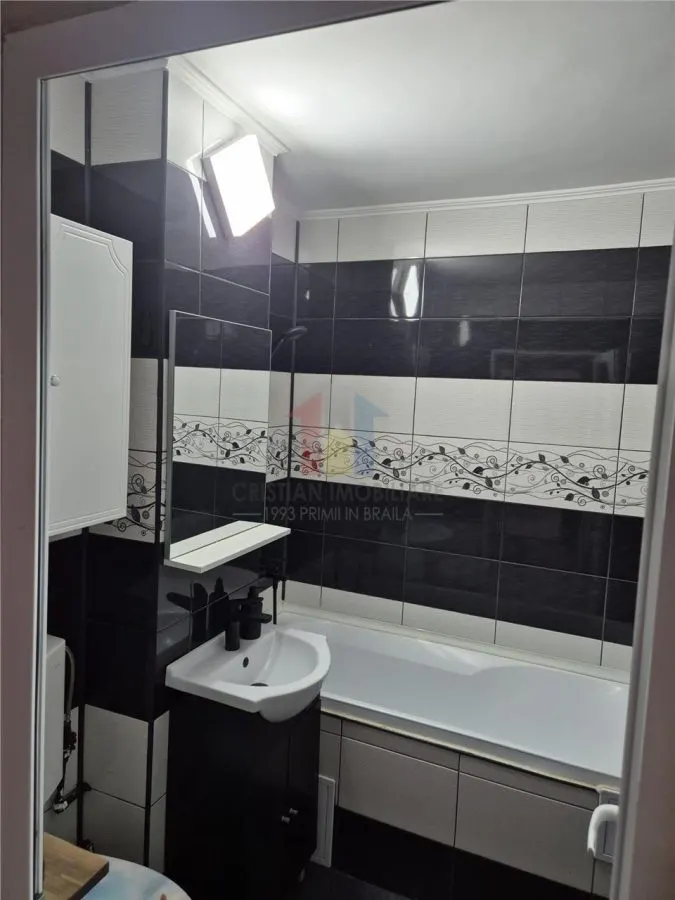 Se Inchiriaza 2 camere, Mobilat si Utilat, zona Viziru 3 - foto 8