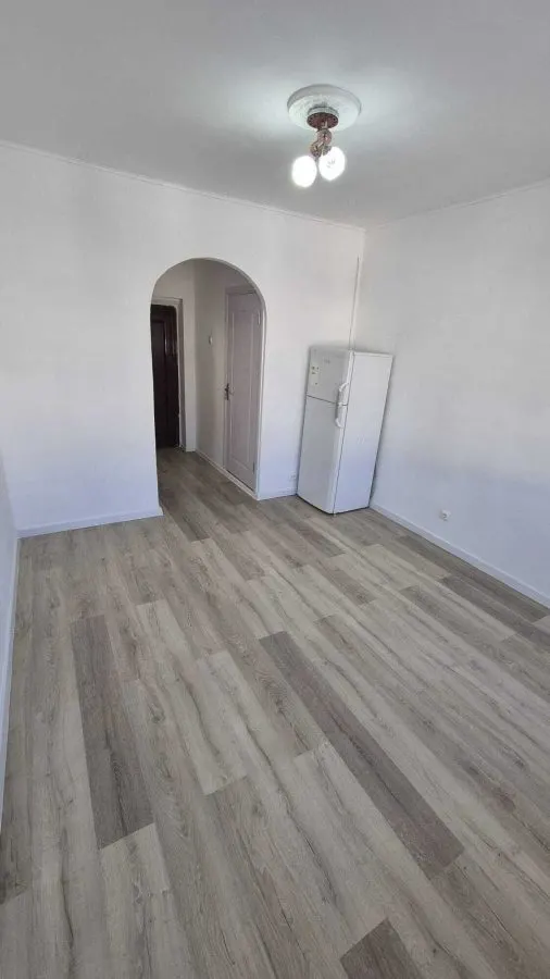LIBERA GARSONIERA JUMBO ETAJ 2 DIN3 - foto 1