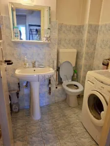 Gheorghe Lazar, apartament 2 camere, decomandat, centrala proprie - foto 4