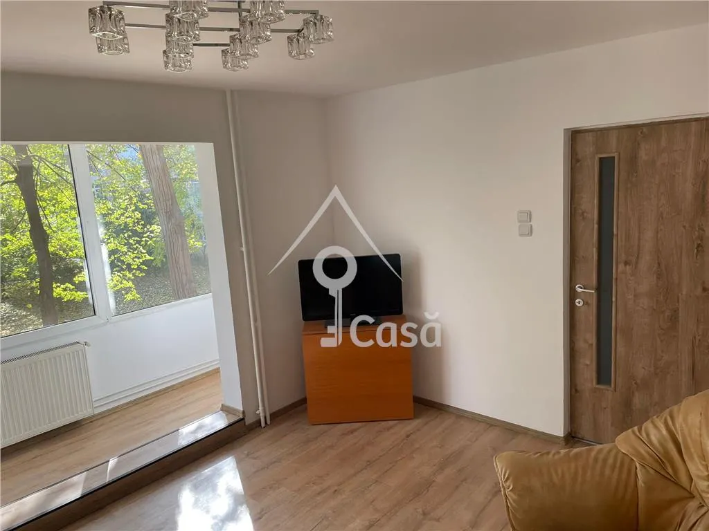 Apartament 4 Camere Zona Titan - foto 4