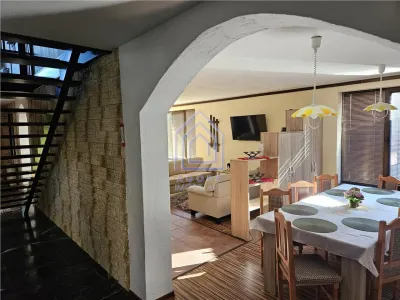 Suceava, casa deosebita in zona linistita. - Suceava