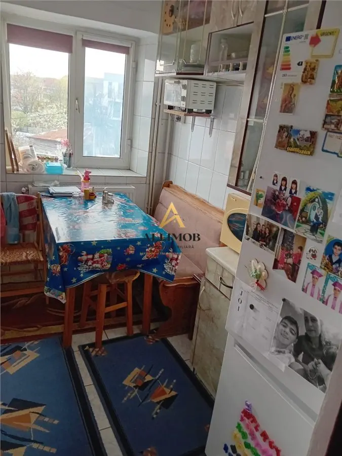 Apartament 3 camere in Targoviste, zona 1 Mai - foto 7