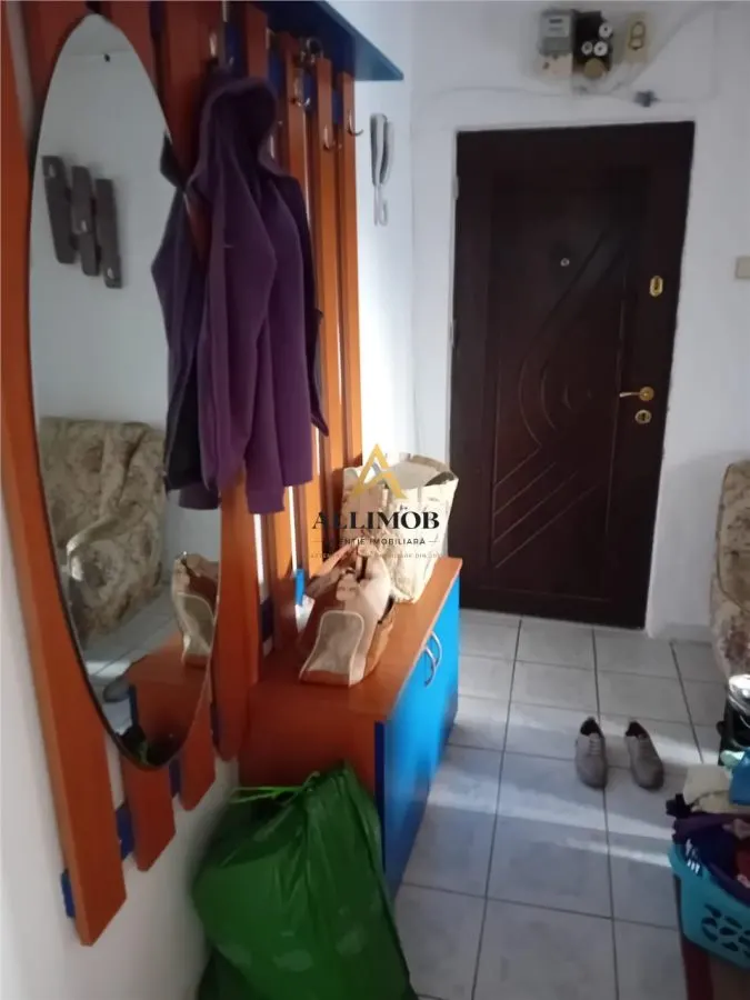 Apartament 3 camere in Targoviste, zona 1 Mai - foto 9