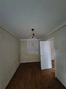 Apartament cu 3 camere - ultracentral - foto 2