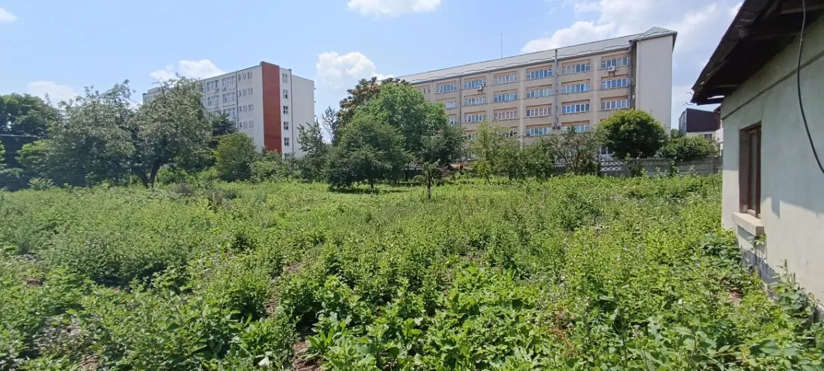 Teren intravilan 2.738 mp | P+4E | CUT 2,5 | Zona Universitatea Petrol-Gaze – Ploiesti - foto 1