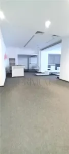 Spatiu comercial renovat cu vitrina - Lipovei - Iulius Mall - Timisoara