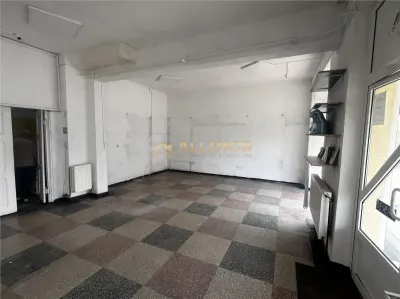 Spatiu comercial de 120 mp in Plopeni, zona cu vad . - Plopeni